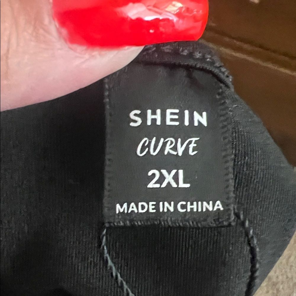 SHEIN Black Bodysuit - Picture 2 of 2